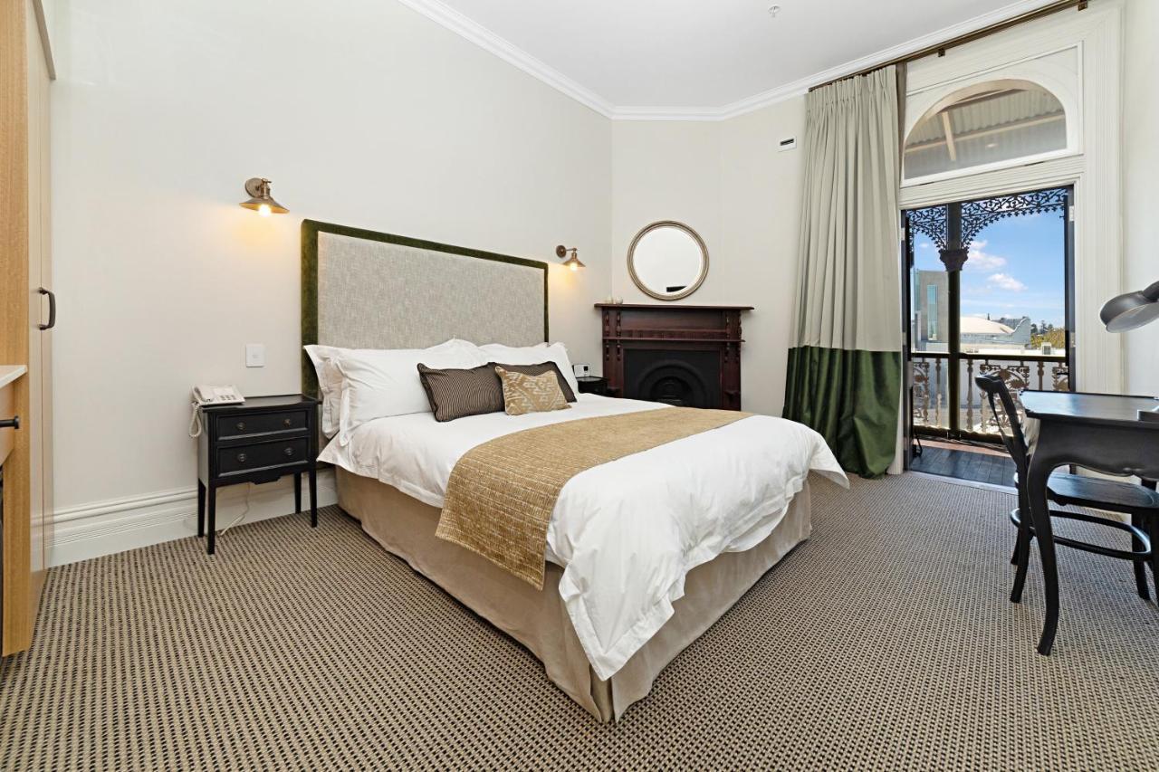 The National Hotel